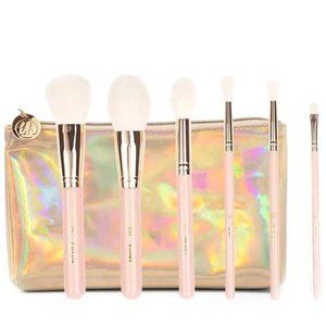 😍NIB The Travel Series 7 Piece Brush Set by BH Cosmetics!😍